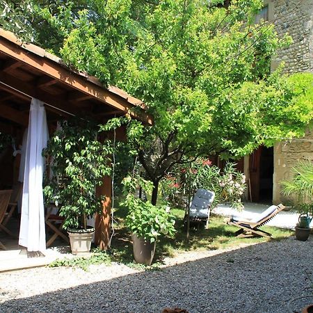 Les Pascals Bed & Breakfast Saint-Paul-lès-Romans Dış mekan fotoğraf