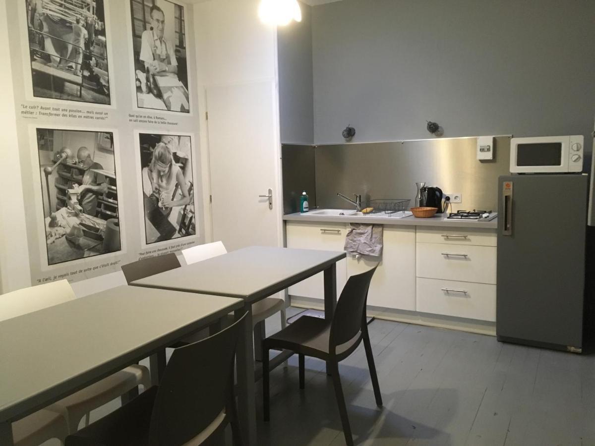Les Pascals Bed & Breakfast Saint-Paul-lès-Romans Dış mekan fotoğraf