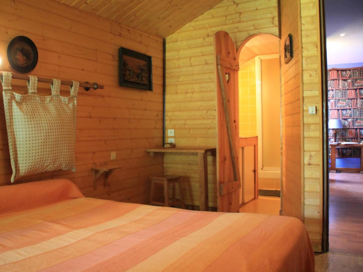 Les Pascals Bed & Breakfast Saint-Paul-lès-Romans Dış mekan fotoğraf