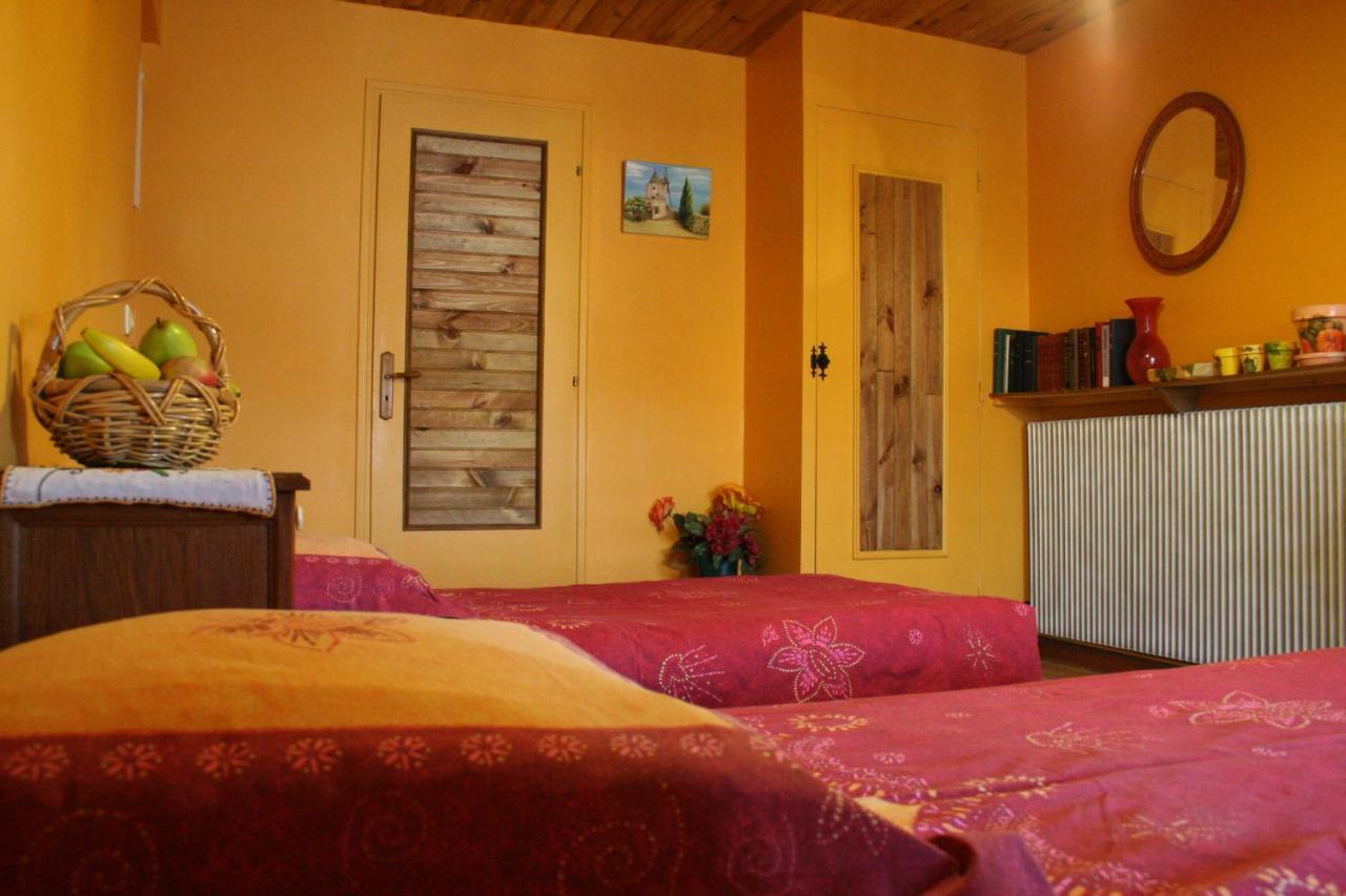 Les Pascals Bed & Breakfast Saint-Paul-lès-Romans Dış mekan fotoğraf