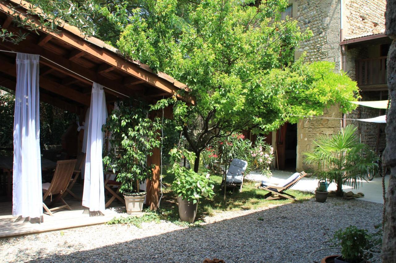 Les Pascals Bed & Breakfast Saint-Paul-lès-Romans Dış mekan fotoğraf